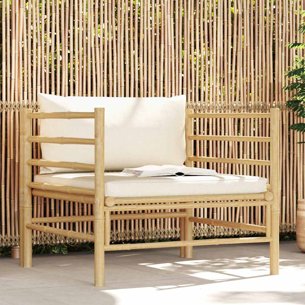 Tuinbank met crèmewitte kussens bamboe