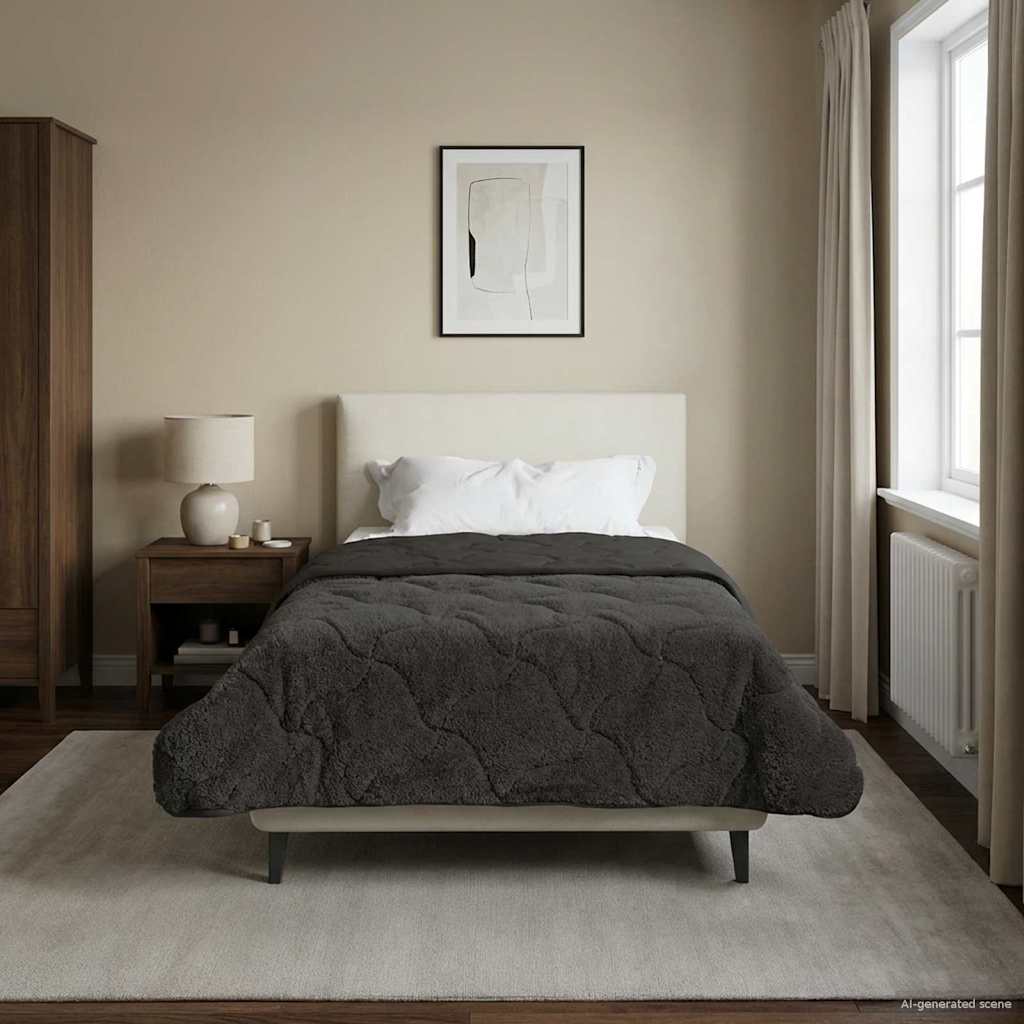 Vol jaar dekbed Gekwilt Antraciet 155 x 200 cm – afbeelding 1