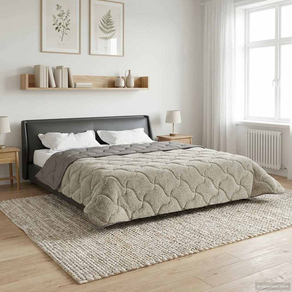 Vol jaar dekbed Gekwilt Lichtgrijs 200 x 200 cm – afbeelding 1