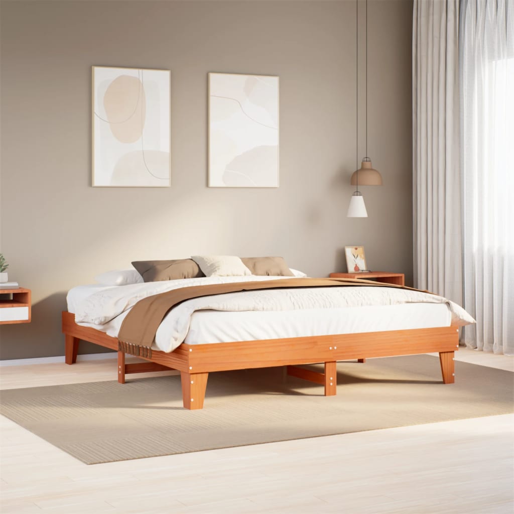 Bedframe zonder matras massief grenenhout wasbruin 200x200 cm – afbeelding 1